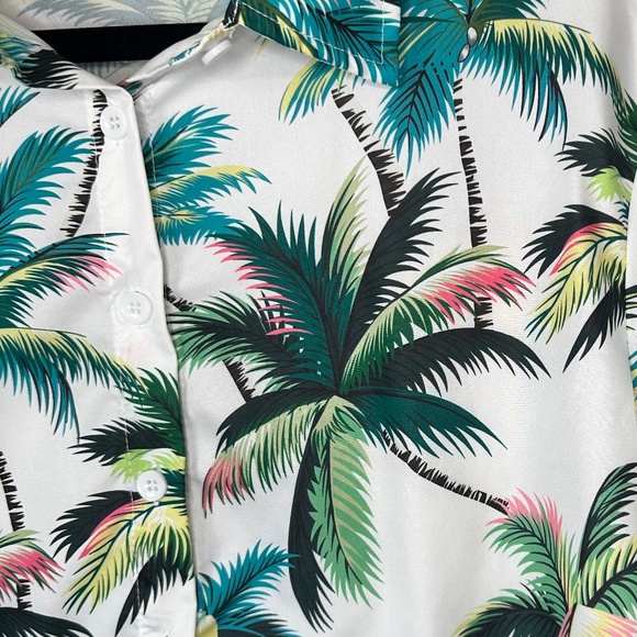 Shein Tropical Button up Shirt Size Small - Picture 5 of 6